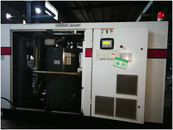 由于油品問題導致油氣分離器壓差高，空壓機潤滑油結膠，油濾堵塞，機器高溫報警(圖5)