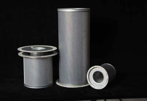 螺桿空壓機(jī)三濾長(zhǎng)期不更換的危害(圖2) 螺桿空壓機(jī)三濾長(zhǎng)期不更換的危害(圖2)