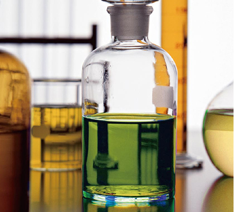 空壓機的潤滑油多少小時更換一次？